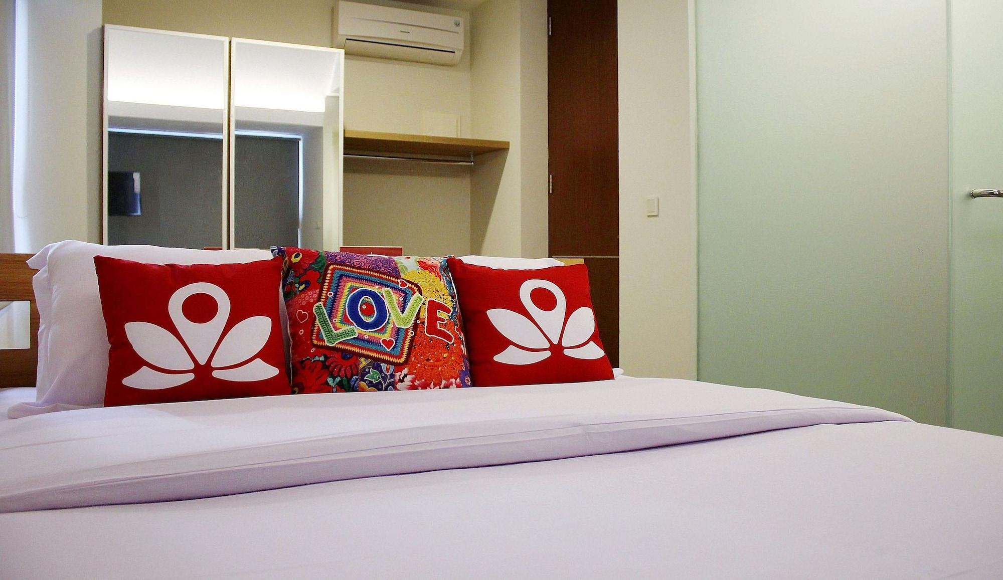 เซนรูม ปัตรา กูนิงัน ชาเรียะห์ Hotel จาการ์ตา ภายนอก รูปภาพ